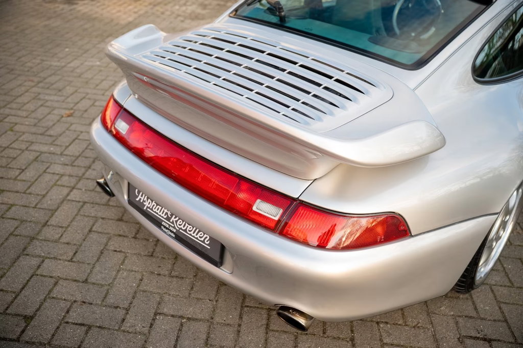 Porsche 993 Carrera 4S