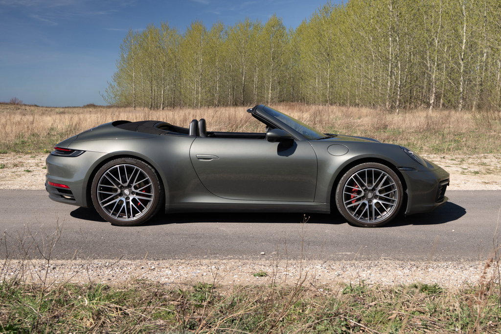 Porsche 992 Carrera 4S