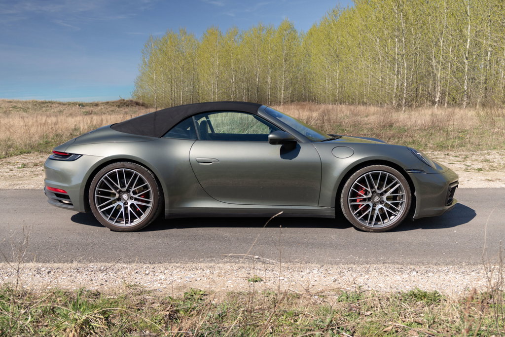Porsche 992 Carrera 4S