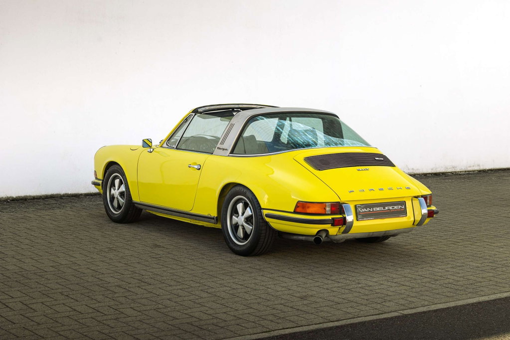 Porsche 911 T