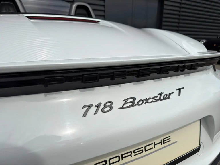 Porsche 718 Boxster T