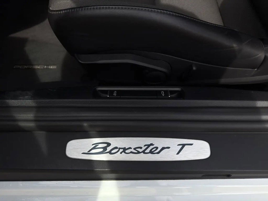 Porsche 718 Boxster T