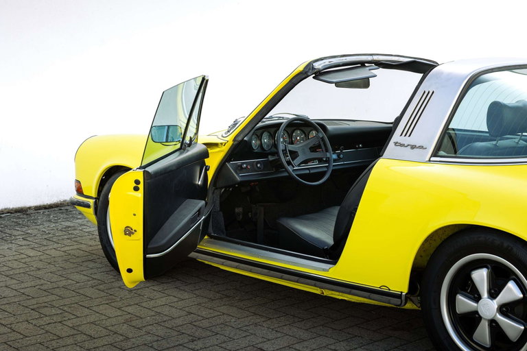Porsche 911 T