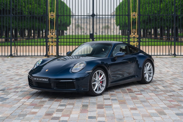 Porsche 992 Carrera 4S