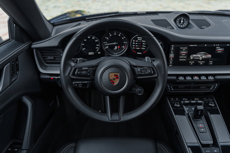 Porsche 992 Carrera 4S