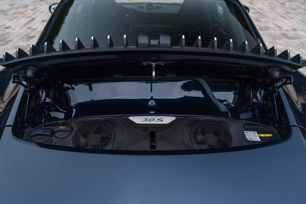 Porsche 992 Carrera 4S
