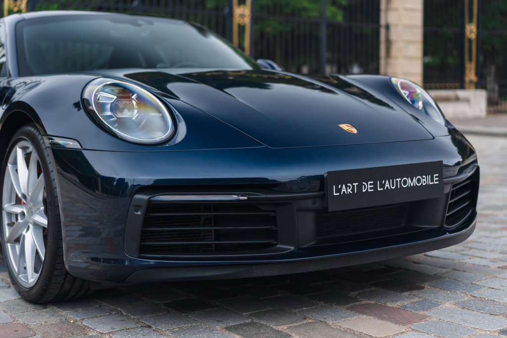 Porsche 992 Carrera 4S
