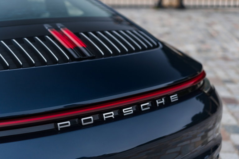 Porsche 992 Carrera 4S