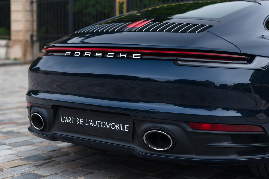 Porsche 992 Carrera 4S