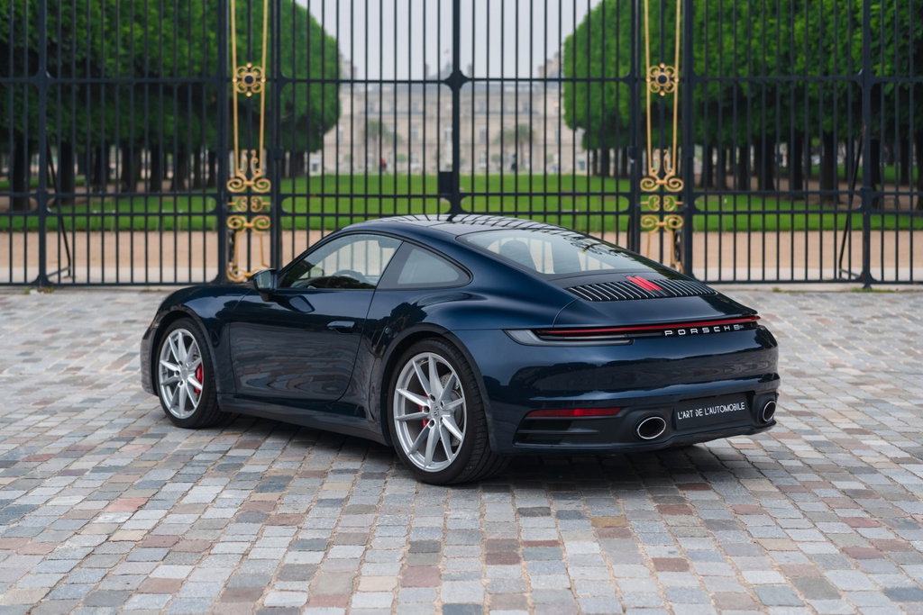 Porsche 992 Carrera 4S