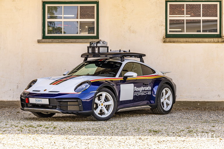 Porsche 911 Dakar