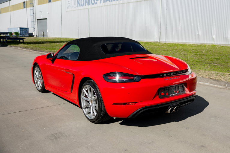 Porsche 718 Boxster S