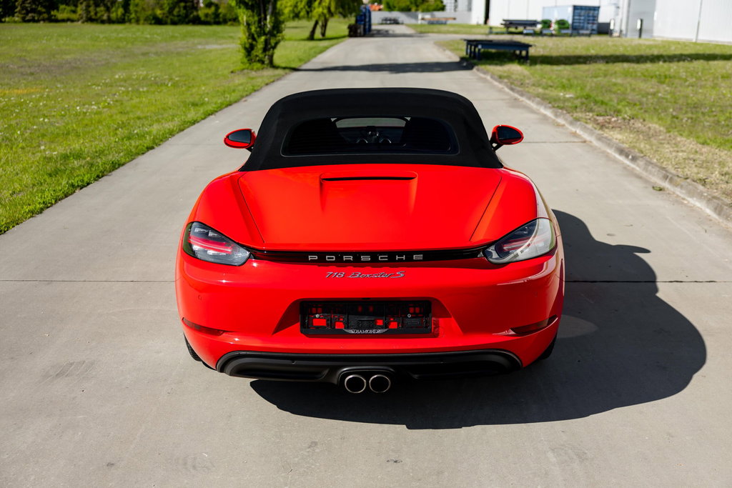 Porsche 718 Boxster S
