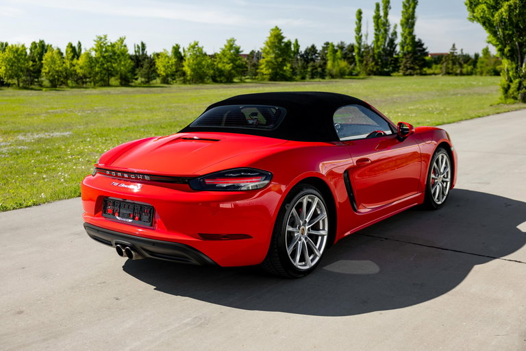 Porsche 718 Boxster S