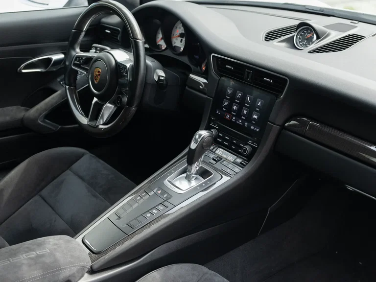 Porsche 991.2 Carrera 4 GTS