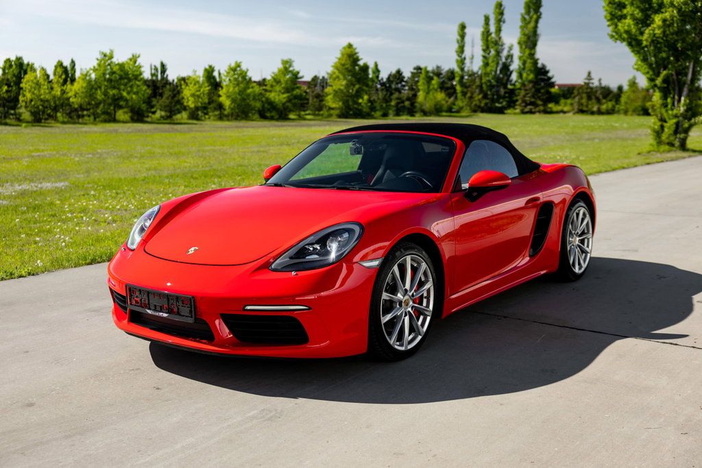 Porsche 718 Boxster S