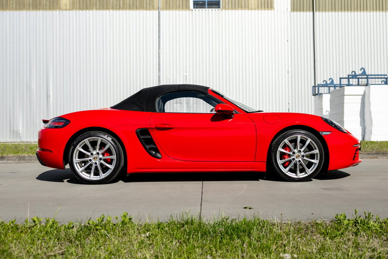 Porsche 718 Boxster S