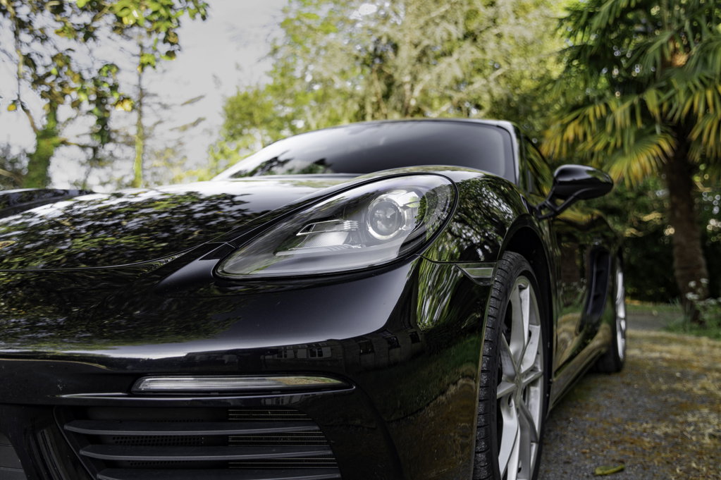 Porsche 718 Cayman