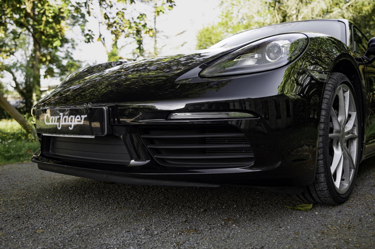 Porsche 718 Cayman