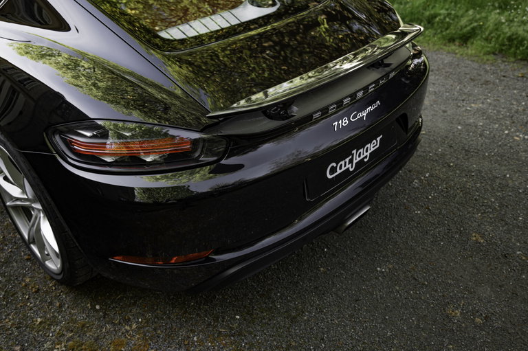 Porsche 718 Cayman