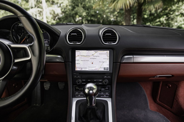 Porsche 718 Cayman
