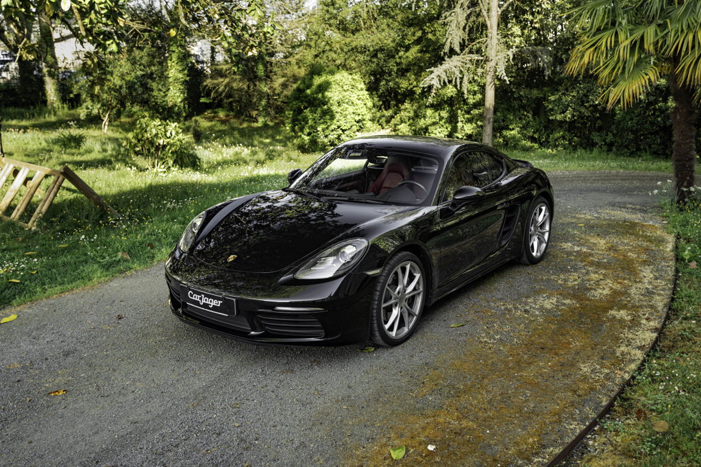Porsche 718 Cayman