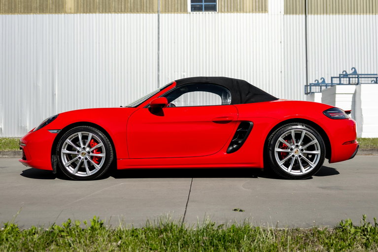 Porsche 718 Boxster S