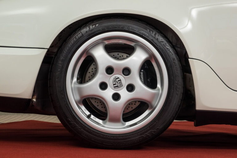 Porsche 964 Carrera RS