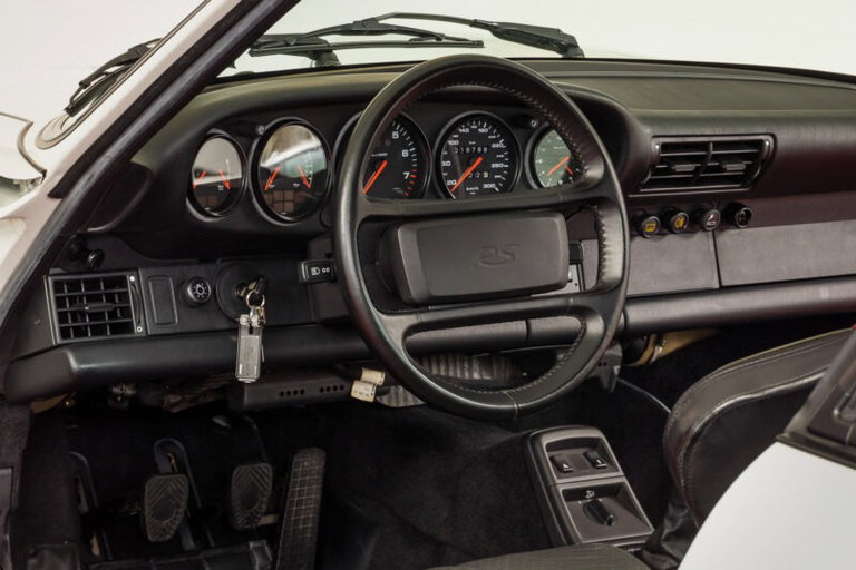 Porsche 964 Carrera RS
