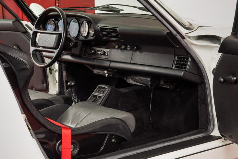 Porsche 964 Carrera RS