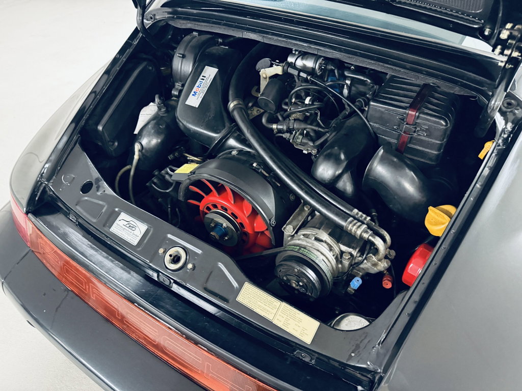 Porsche 964 Carrera 4