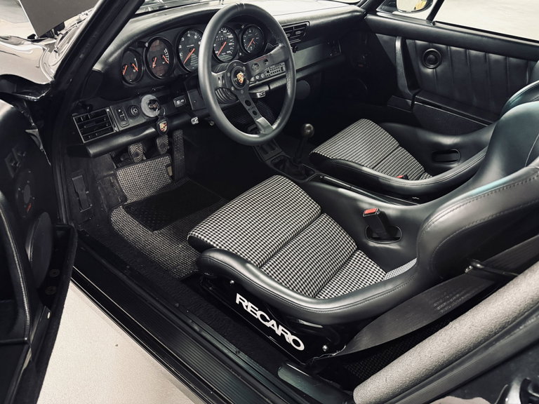 Porsche 964 Carrera 4