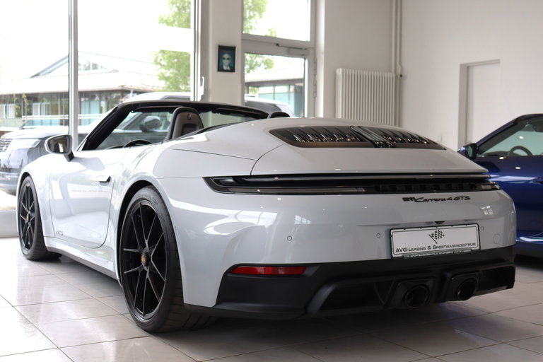 Porsche 992.2 Carrera 4 GTS