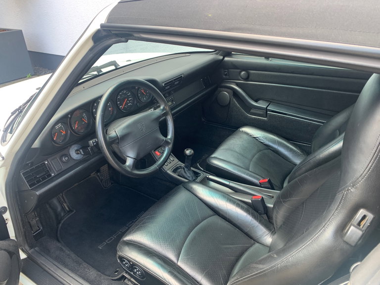 Porsche 993 Carrera