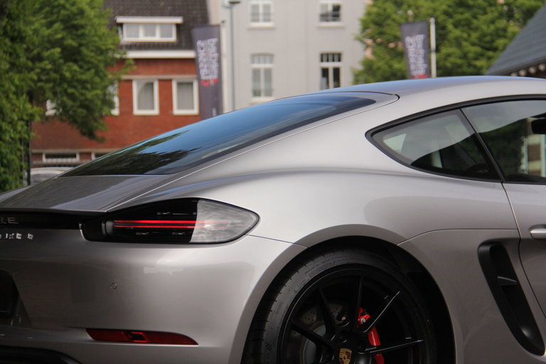 Porsche 718 Cayman GTS 4.0
