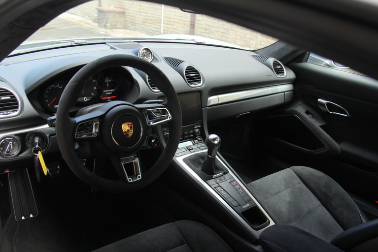 Porsche 718 Cayman GTS 4.0