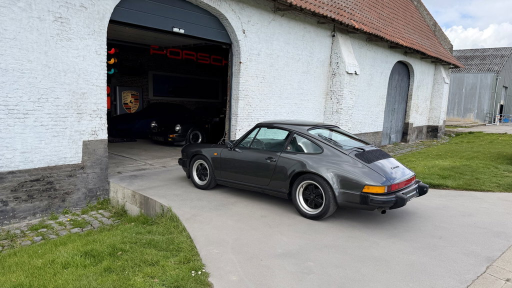 Porsche 911 Carrera 3.2