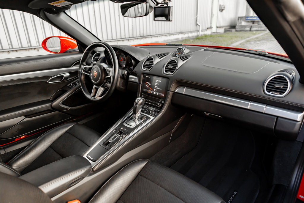 Porsche 718 Boxster S