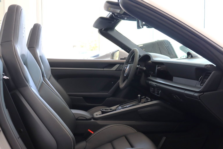 Porsche 992.2 Carrera