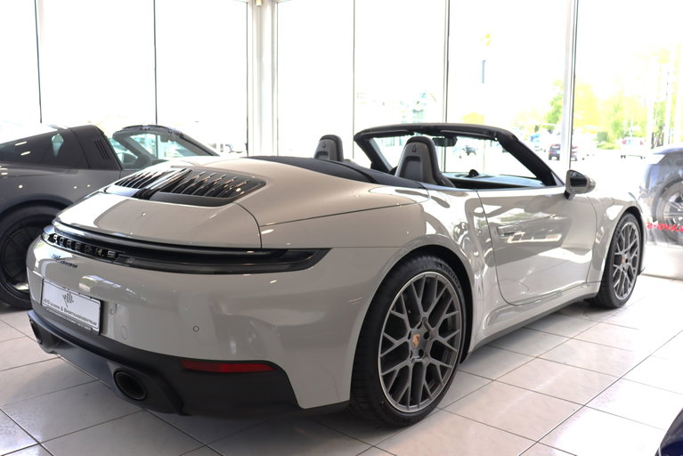 Porsche 992.2 Carrera
