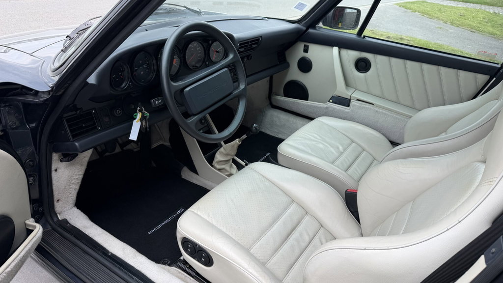 Porsche 911 Carrera 3.2