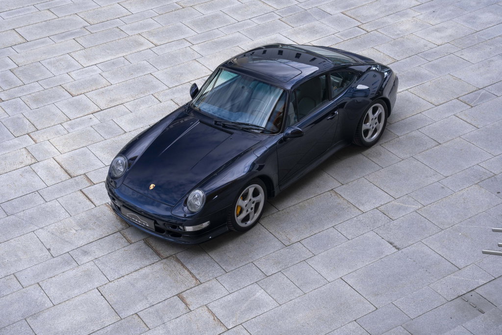 Porsche 993 Carrera 4S