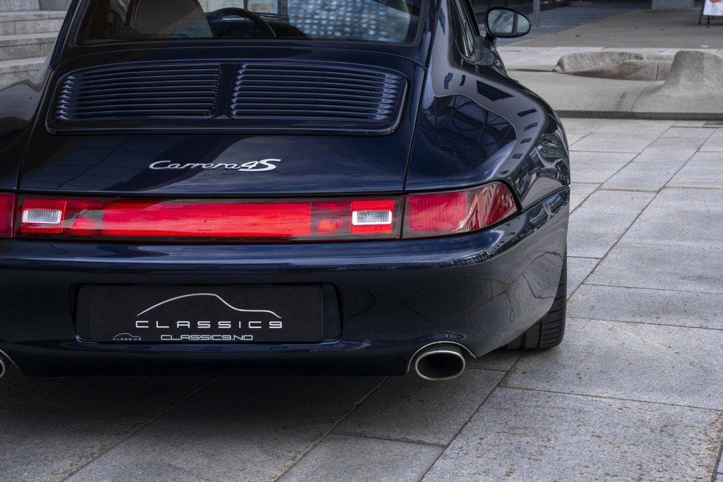 Porsche 993 Carrera 4S