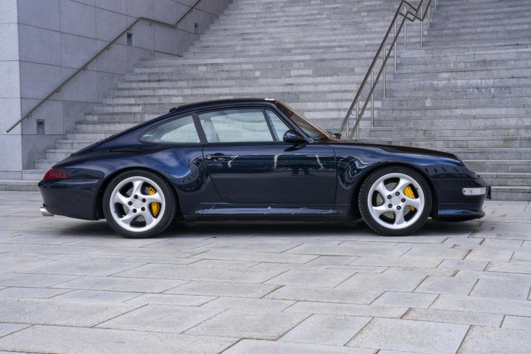 Porsche 993 Carrera 4S