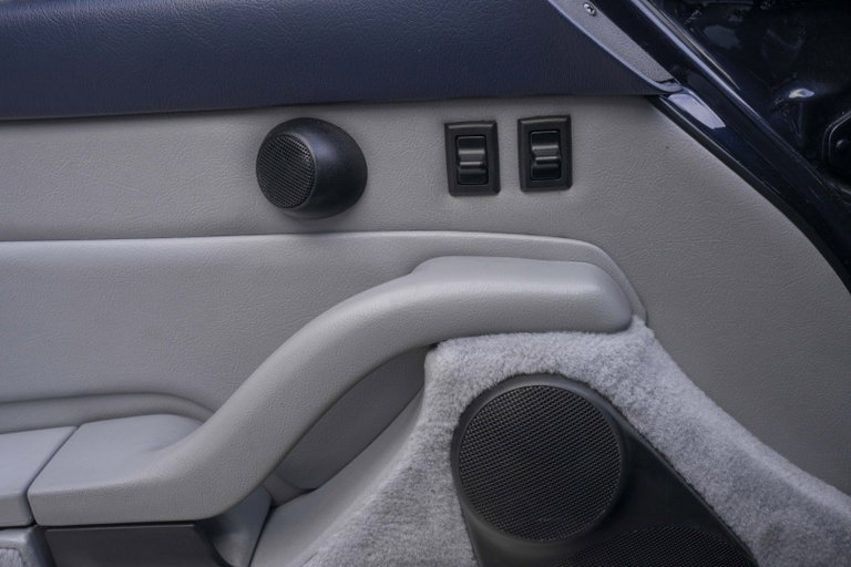 Porsche 993 Carrera 4S