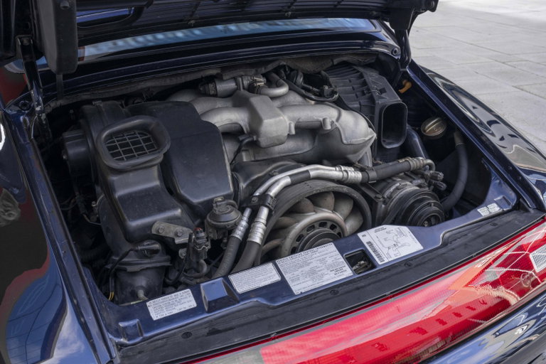 Porsche 993 Carrera 4S