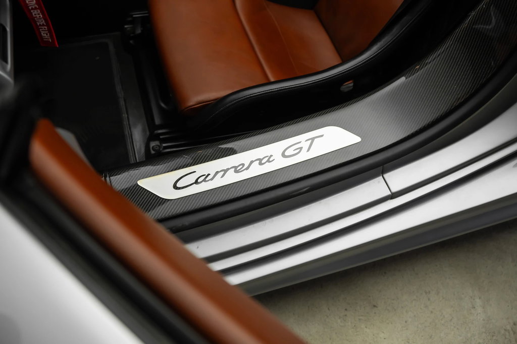 Porsche Carrera GT