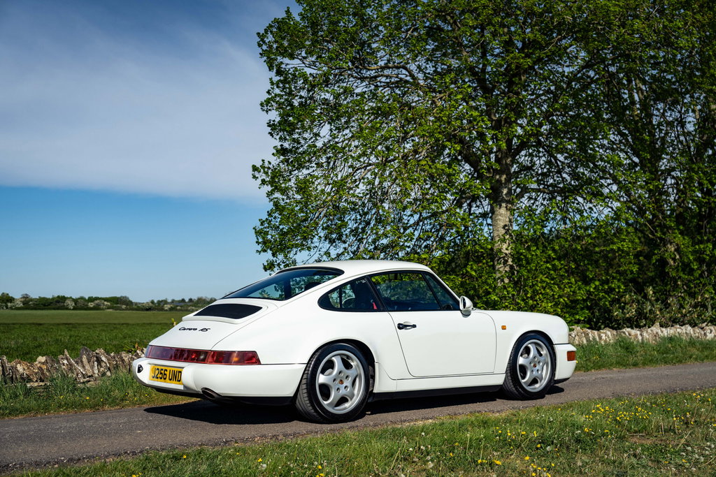 Porsche 964 Carrera RS