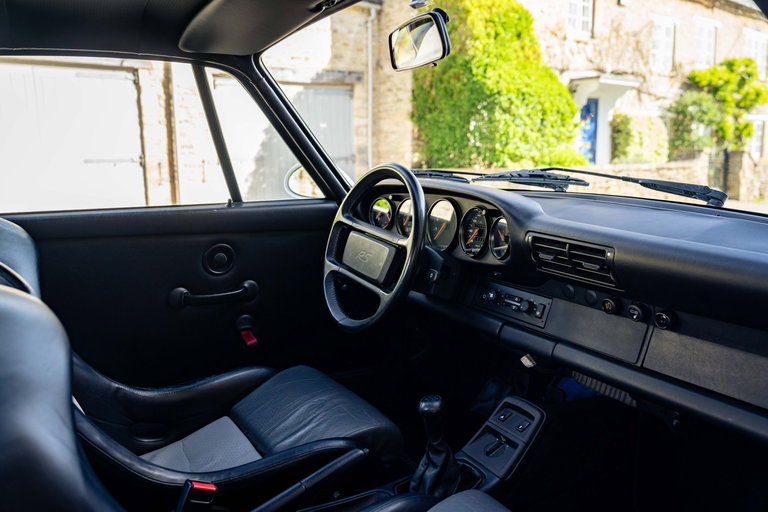 Porsche 964 Carrera RS
