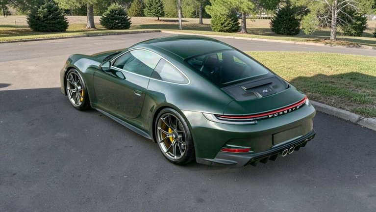 Porsche 992 GT3 Touring